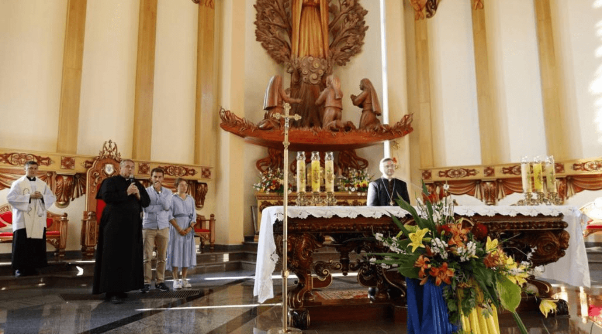 Slideshow image