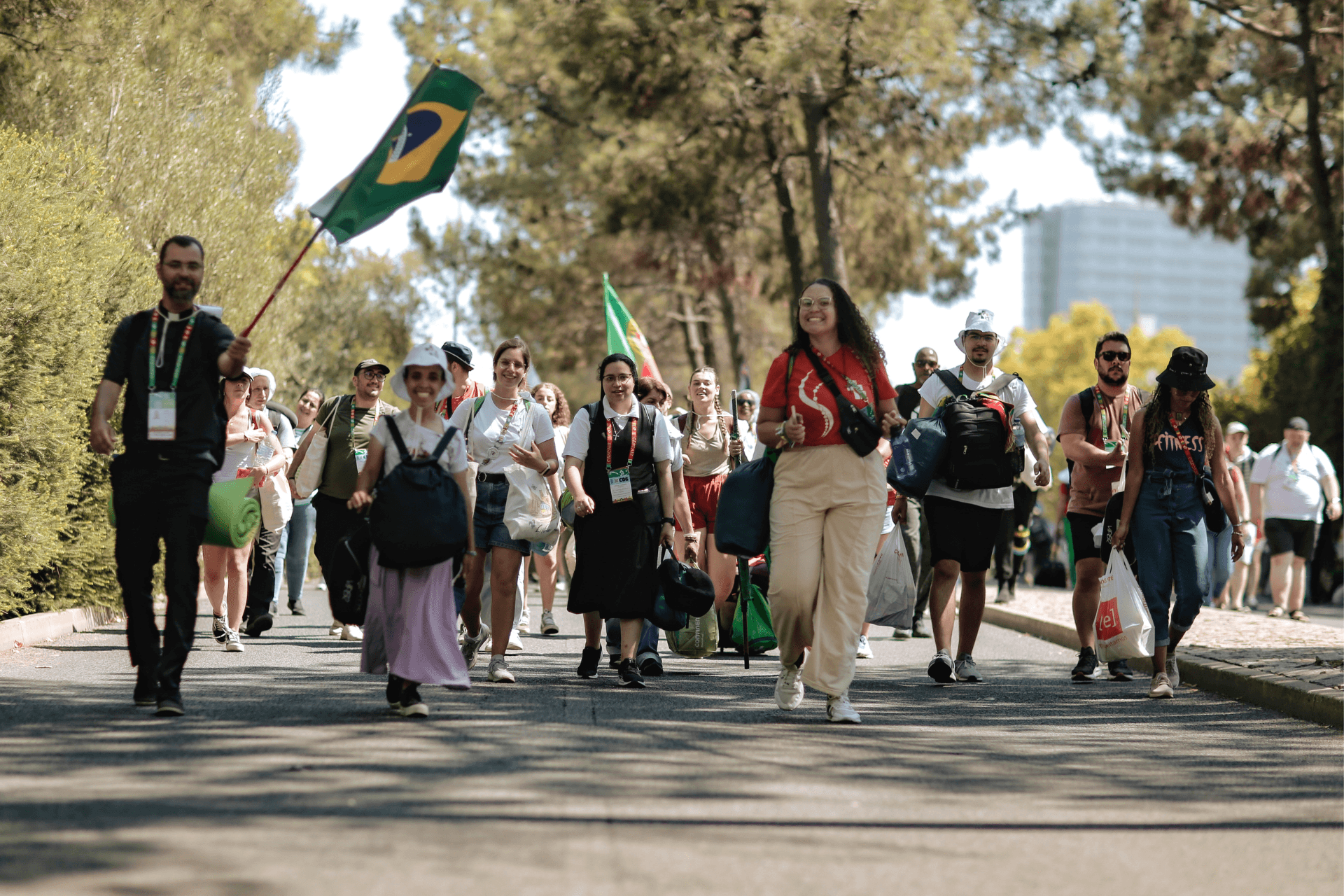 Featured image from the article: What motivates young people to pilgrimage to Campo da Graça?