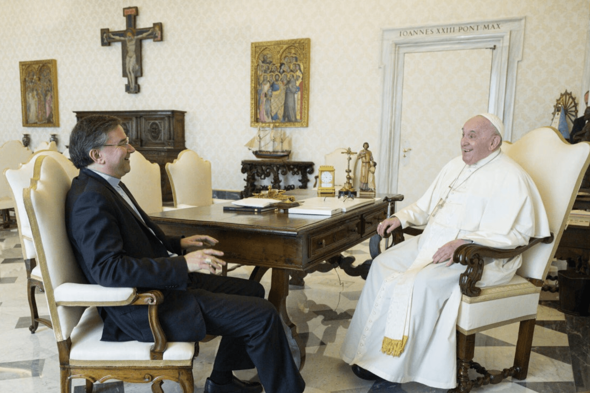 Image en vedette de l'article: Le pape François écrit une lettre à l'évêque Américo Aguiar