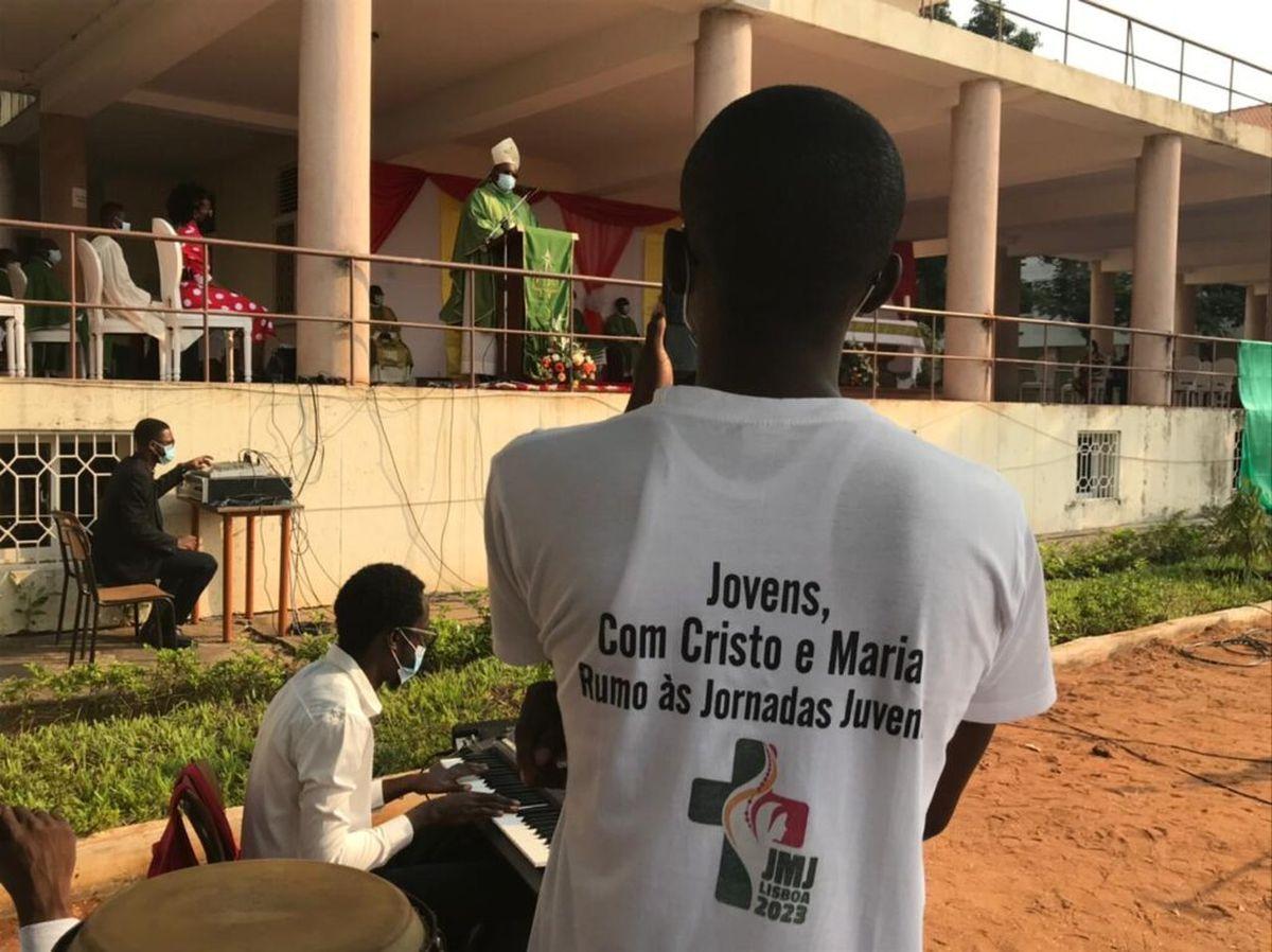 SimbolosJMJ_Luanda-2.jpg