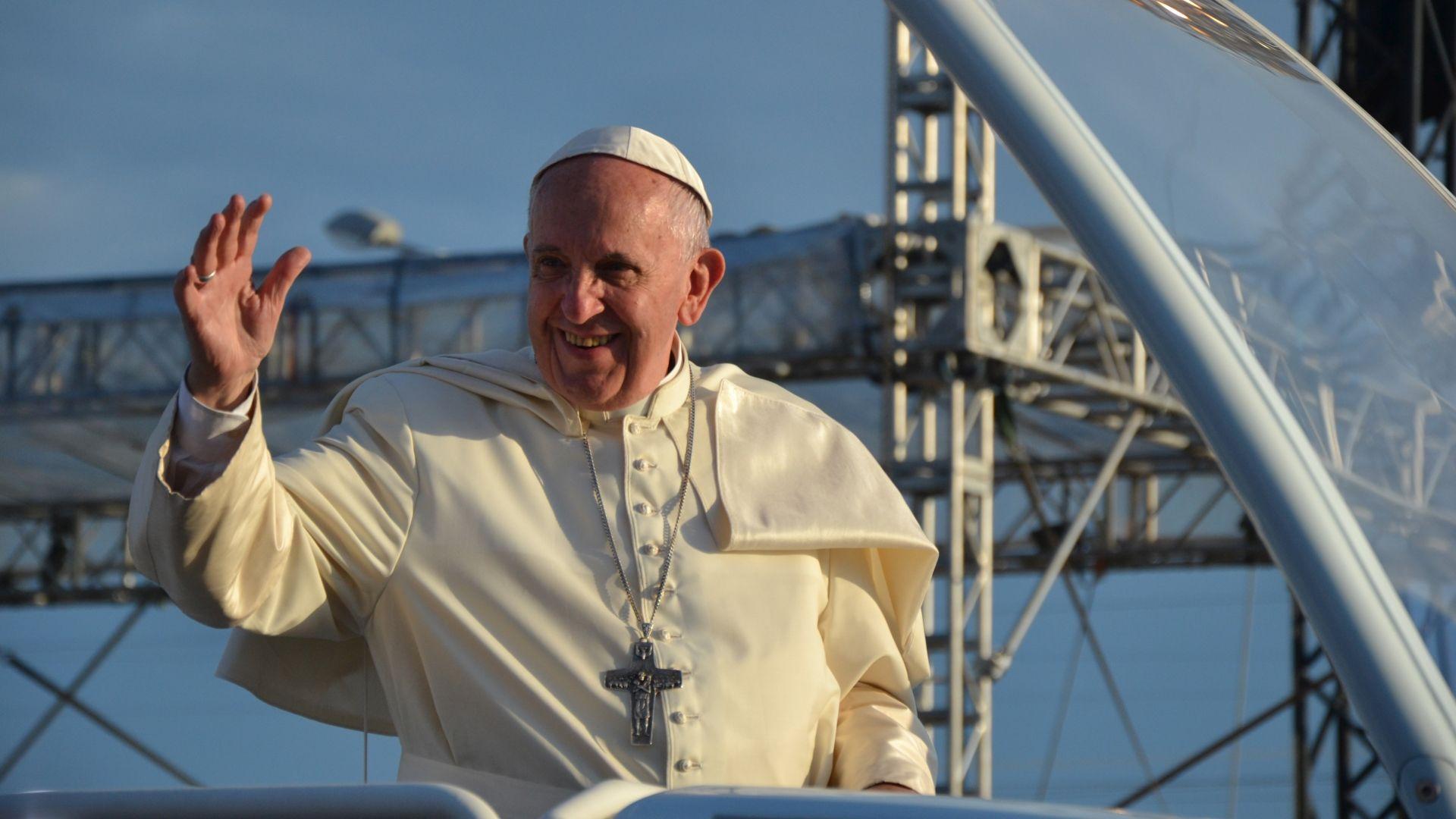papafrancisco-1.7c4d02d4.jpg